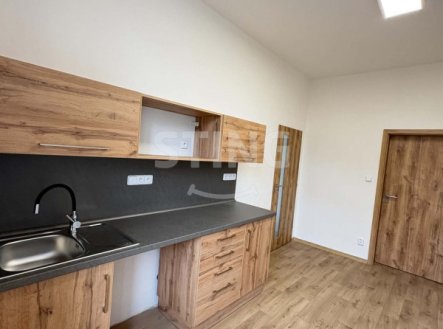 Pronájem kanceláře, 31 m²
