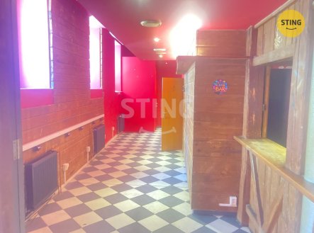 Pronájem jiné komerční nemovitosti, 104 m²