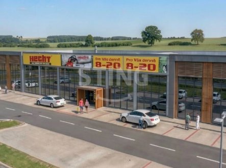 Pronájem obchodní prostory, 420 m²