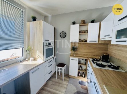 Pronájem bytu, 2+1, 60 m²