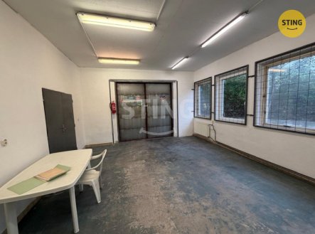 Prodej komerčního objektu, obchodní centrum, 135 m²