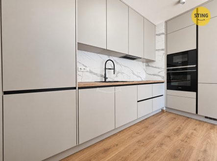 Pronájem bytu, 3+kk, 78 m²