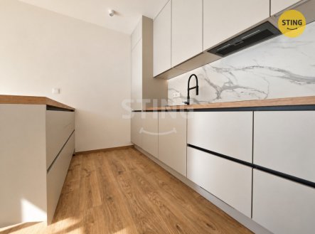 Pronájem bytu, 3+kk, 78 m²