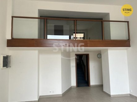 Pronájem obchodní prostory, 80 m²