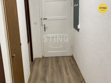 Pronájem bytu, 1+kk, 35 m²