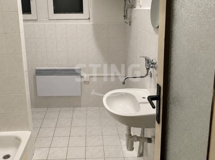 Pronájem bytu, 1+kk, 35 m²
