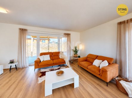 Pronájem domu/vily, 130 m²