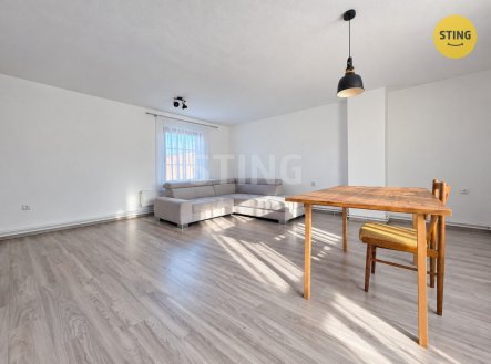 Pronájem bytu, 3+1, 110 m²
