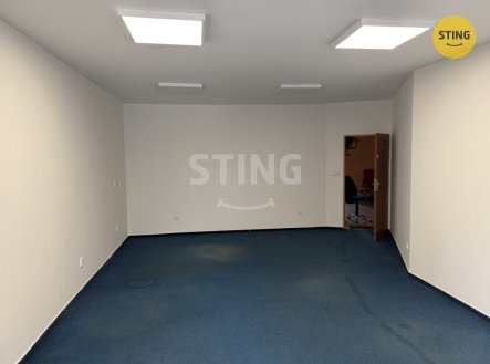 Pronájem skladu, 37 m²