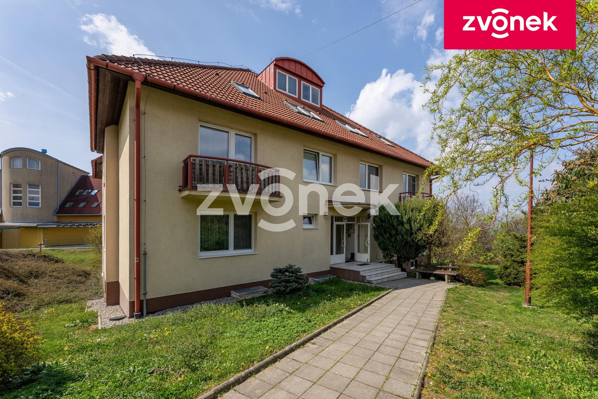 Prodej bytu a garáže 2+1 Kudlov 1719