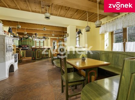 Prodej hotel, 1 086 m²