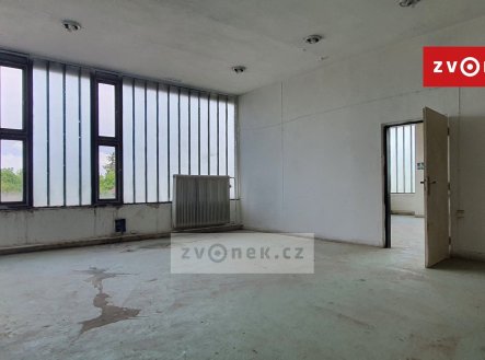 Pronájem obchodní prostory, 65 m²