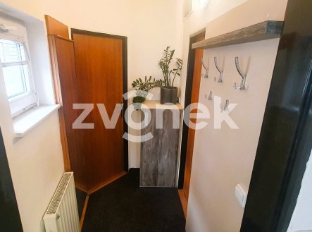 Pronájem kanceláře, 28 m²