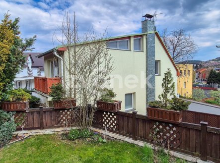 Pronájem domu/vily, 270 m²
