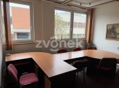 Pronájem kanceláře, 151 m²