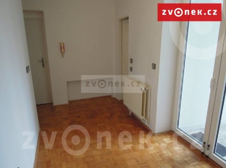 Pronájem kanceláře, 78 m²