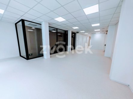 IMG_20260720_141324 | Pronájem - obchodní prostor, 107 m²