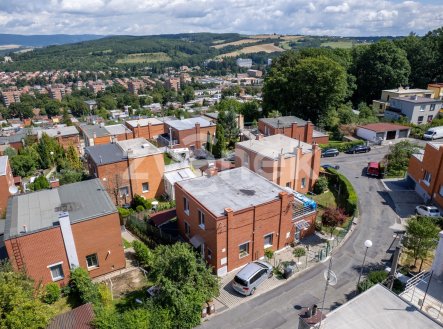 4  | Prodej - dům/vila, 76 m²