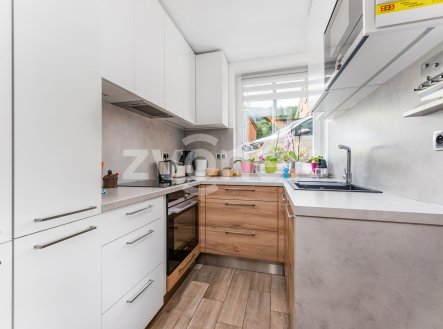 14  | Prodej - dům/vila, 76 m²