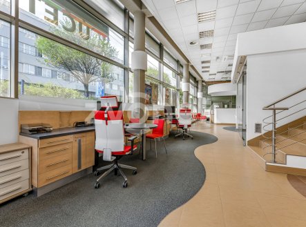 Pronájem obchodní prostory, 107 m²