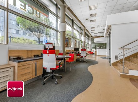 Pronájem obchodní prostory, 158 m²