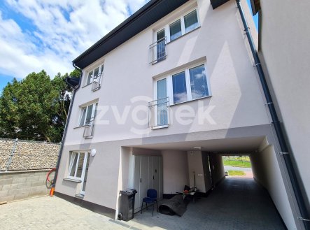 Pronájem bytu, 1+kk, 30 m²