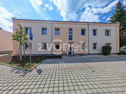 Pronájem bytu, 1+kk, 32 m²