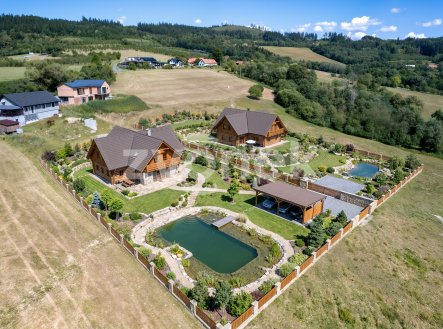 Prodej pozemku pro bydlení, 1 055 m²