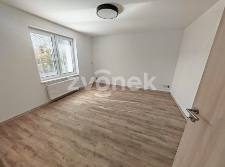 Pronájem bytu, 1+1, 32 m²