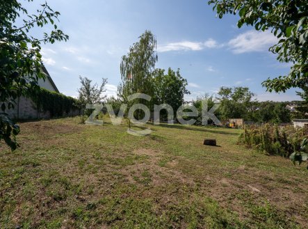 Prodej pozemku pro bydlení, 800 m²