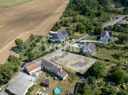 Prodej pozemku pro bydlení, 800 m²
