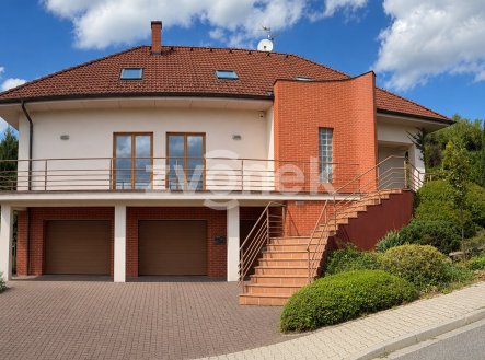 Pronájem domu/vily, 283 m²