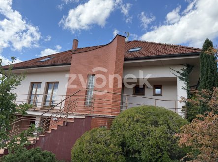 Pronájem domu/vily, 283 m²