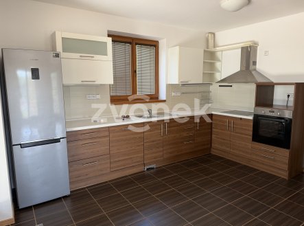 Pronájem domu/vily, 283 m²