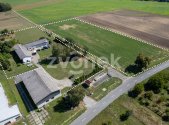 Prodej komerčního objektu, jiný, 740 m²