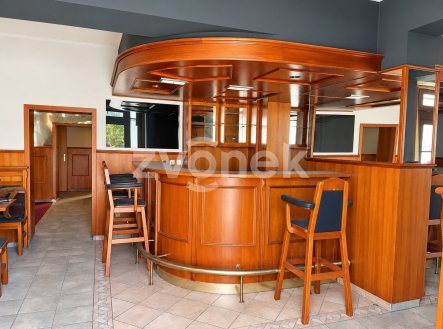 Pronájem restaurace, 165 m²