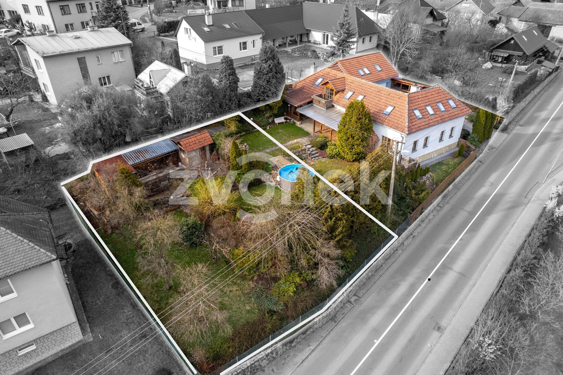 470m z dronu
