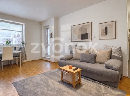 Pronájem bytu, 3+kk, 68 m²