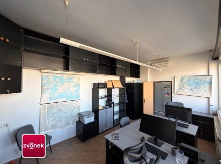 Pronájem kanceláře, 49 m²
