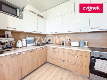 Pronájem bytu, 2+kk, 58 m²
