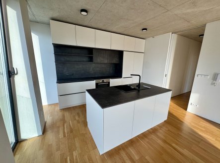 Pronájem bytu, 3+kk, 90 m²