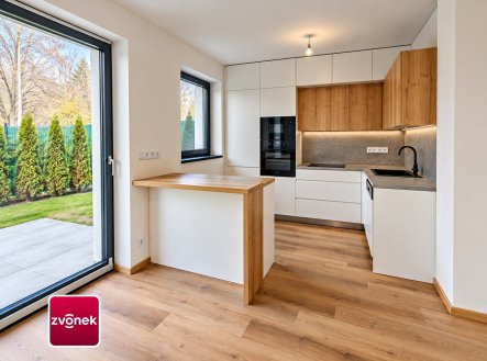 Pronájem domu/vily, 95 m² obrázek