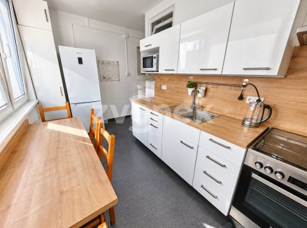 Pronájem bytu, 3+1, 68 m²