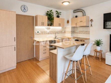 Pronájem bytu, 2+kk, 57 m²