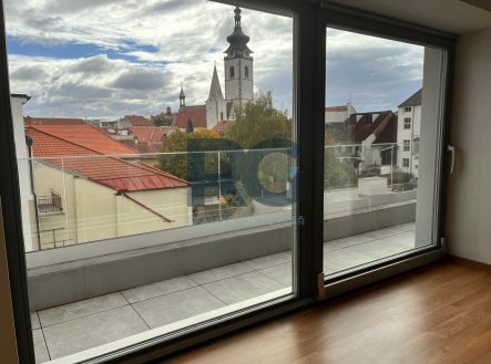 Pronájem bytu, 2+kk, 90 m²