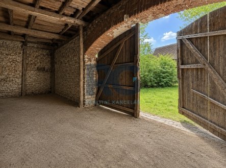 Prodej pozemku pro bydlení, 712 m²