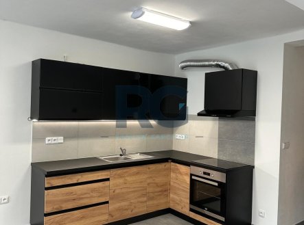 Pronájem bytu, 2+kk, 64 m²