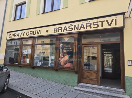 Pronájem obchodní prostory, 38 m²