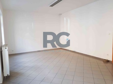 Pronájem obchodní prostory, 38 m²