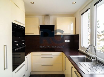Prodej bytu, 3+kk, 71 m²